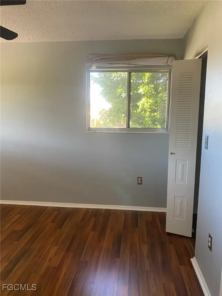 5713 Foxlake Drive North Fort Myers FL 33917