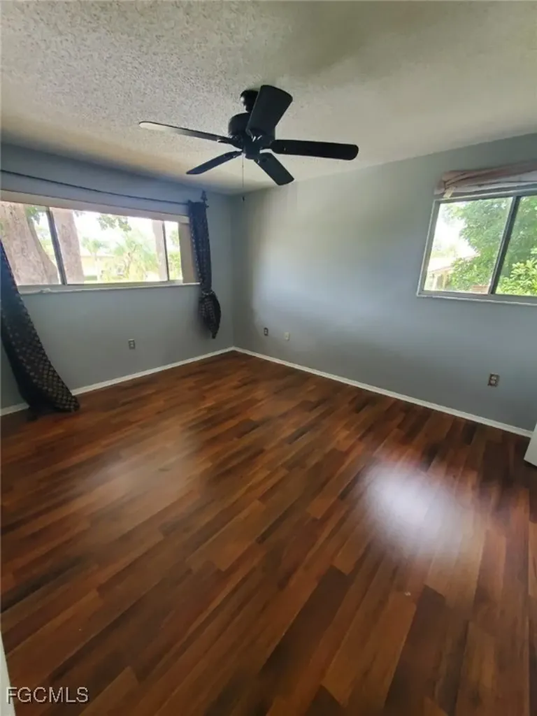 5713 Foxlake Drive North Fort Myers FL 33917