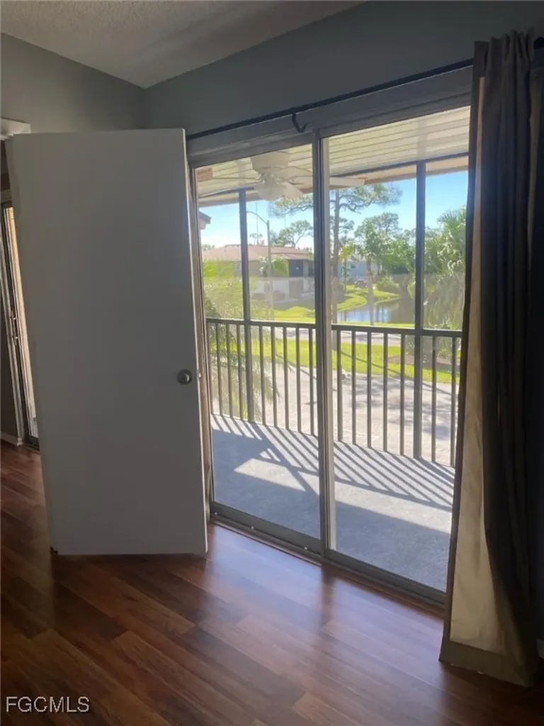 5713 Foxlake Drive North Fort Myers FL 33917