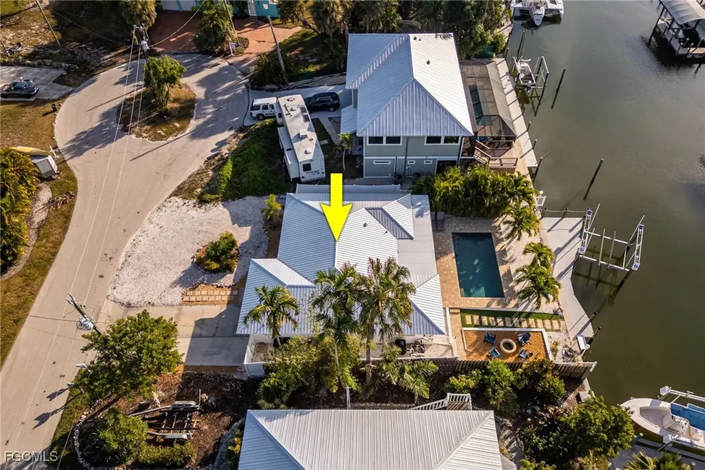 3571 Emerald Avenue St. James City FL 33956