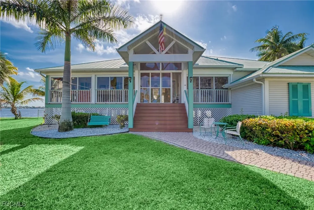 1218 Flamingo Drive Cape Coral FL 33904