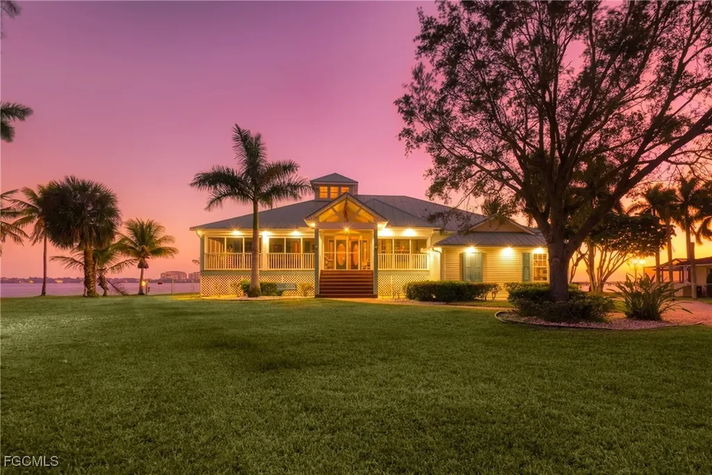 1218 Flamingo Drive Cape Coral FL 33904
