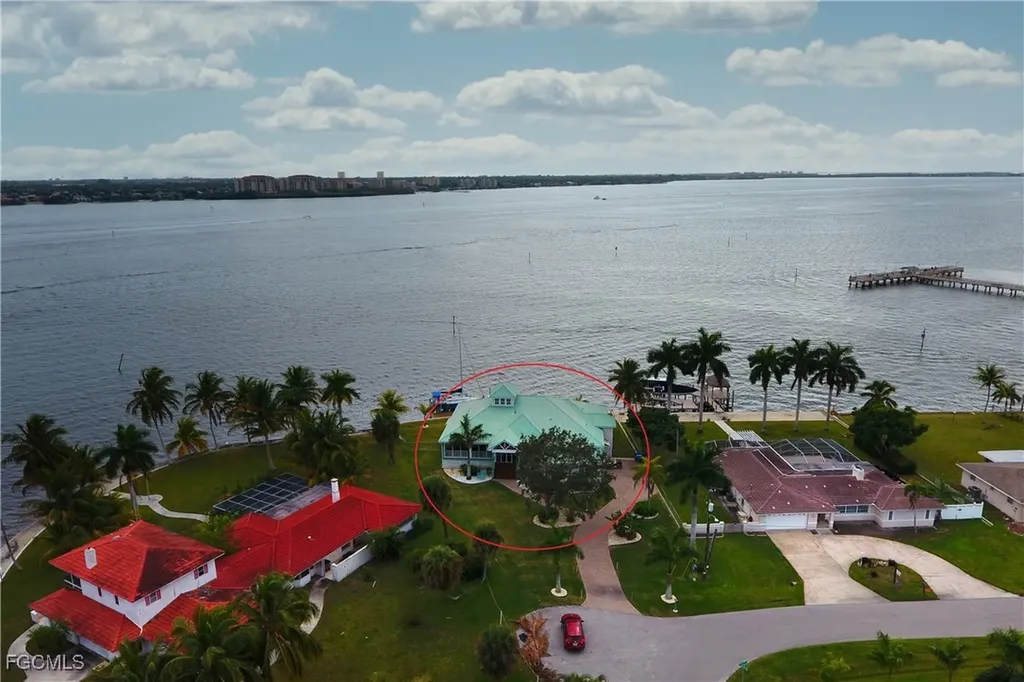 1218 Flamingo Drive Cape Coral FL 33904