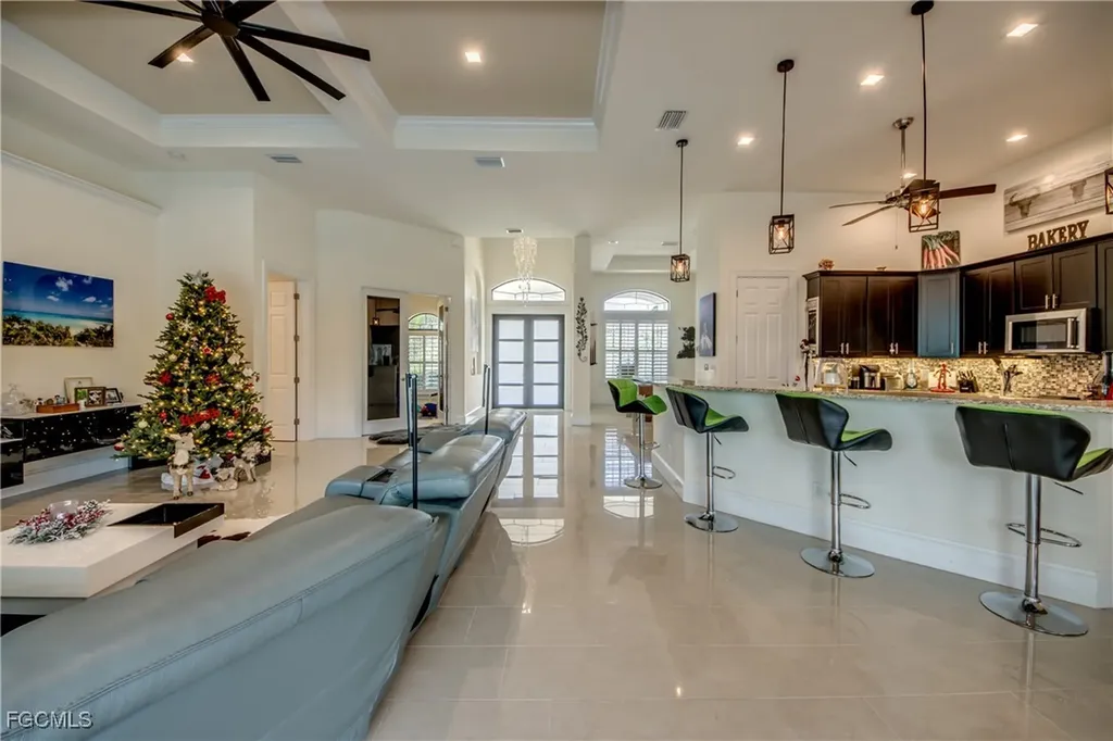 5322 Agualinda Boulevard Cape Coral FL 33914