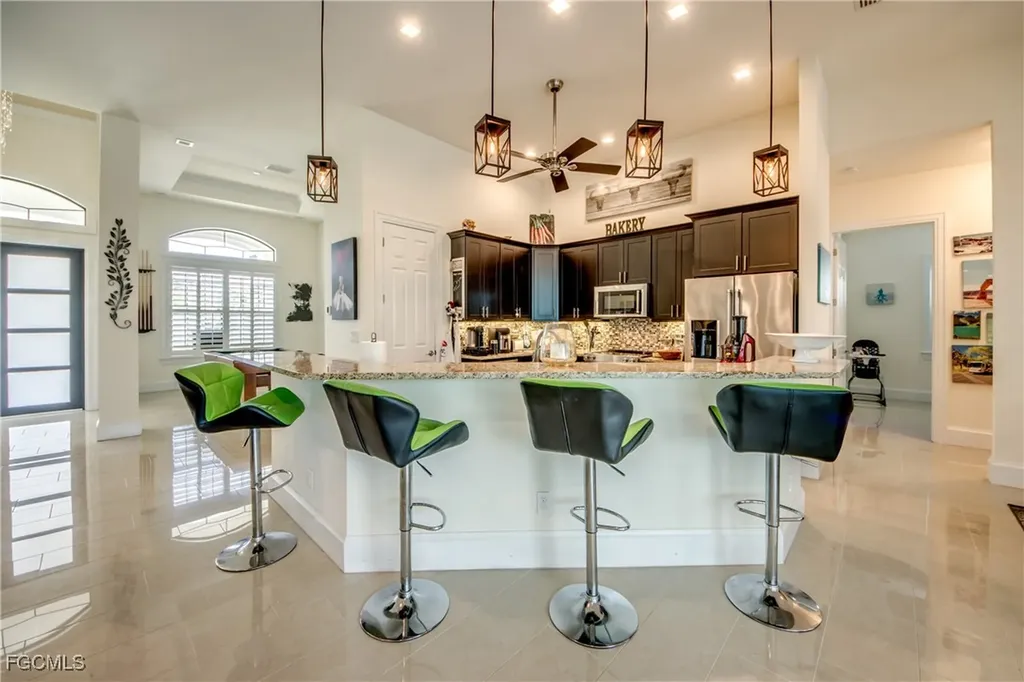 5322 Agualinda Boulevard Cape Coral FL 33914