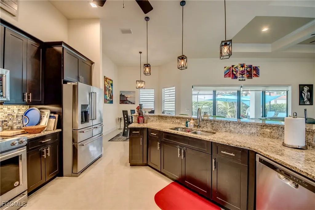 5322 Agualinda Boulevard Cape Coral FL 33914