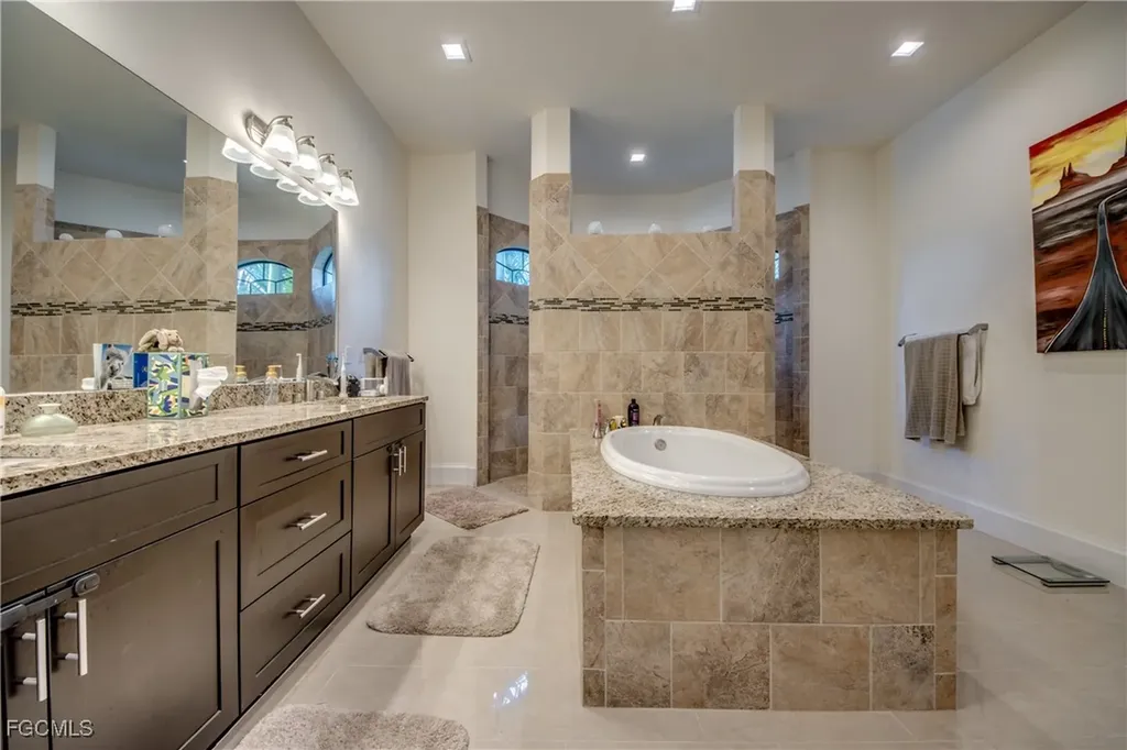 5322 Agualinda Boulevard Cape Coral FL 33914