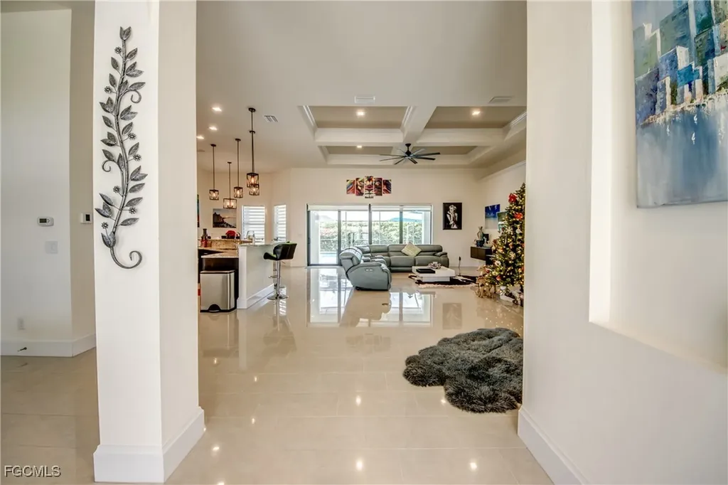 5322 Agualinda Boulevard Cape Coral FL 33914