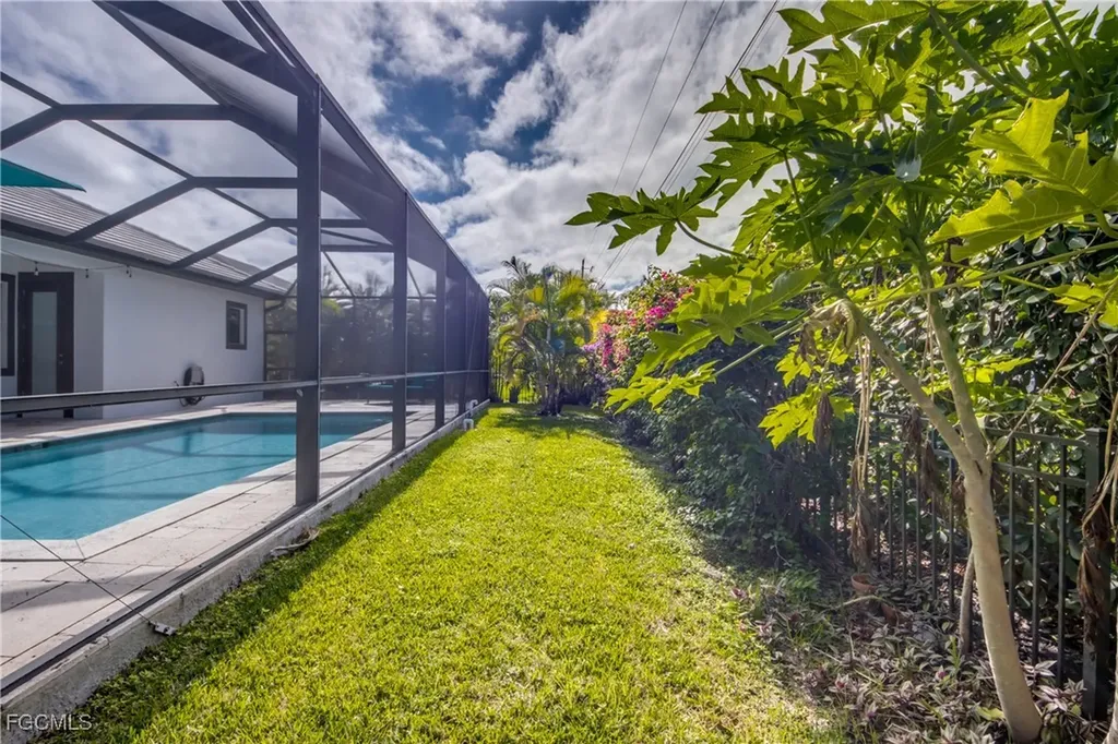 5322 Agualinda Boulevard Cape Coral FL 33914