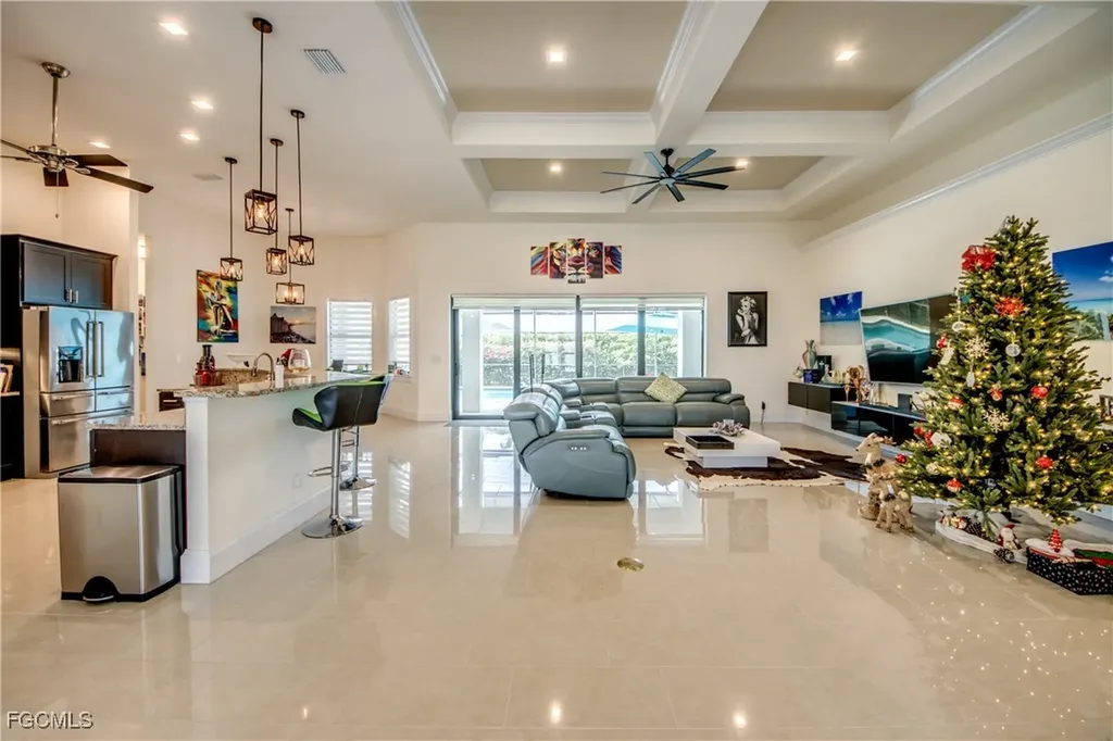 5322 Agualinda Boulevard Cape Coral FL 33914