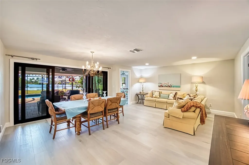7275 Lake Drive Fort Myers FL 33908