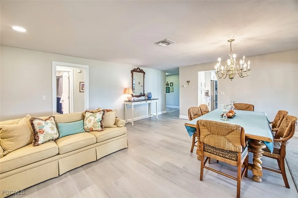 7275 Lake Drive Fort Myers FL 33908
