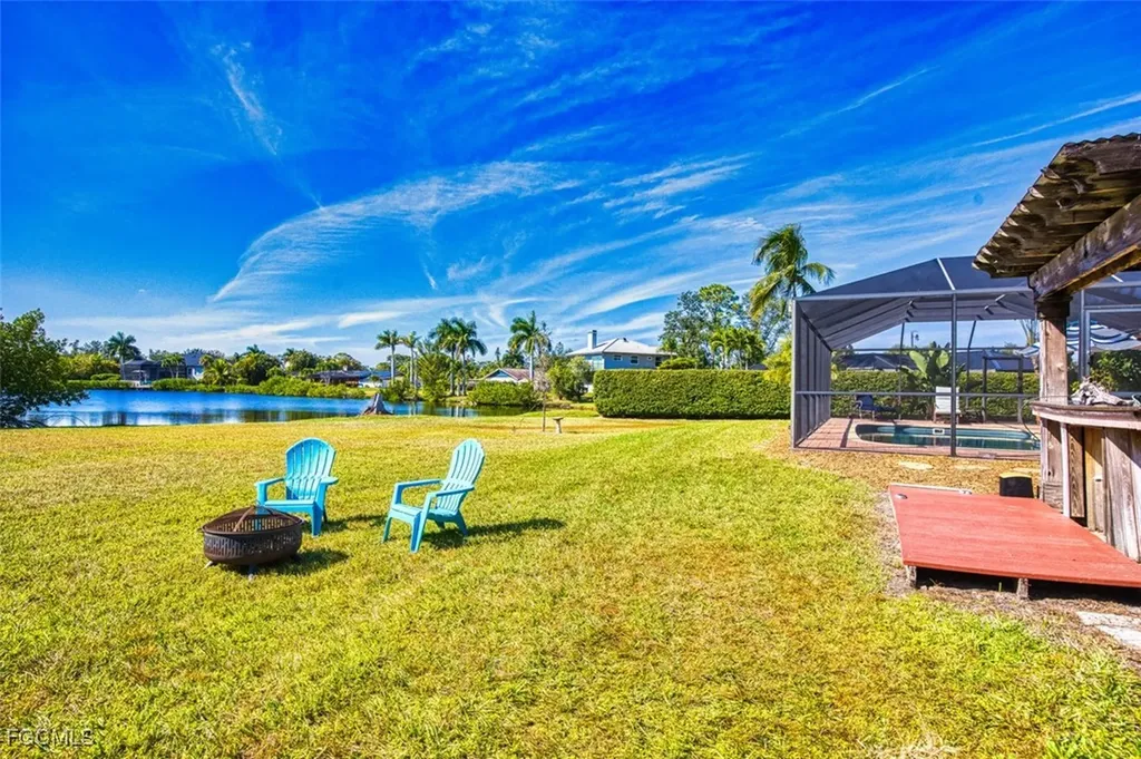 7275 Lake Drive Fort Myers FL 33908