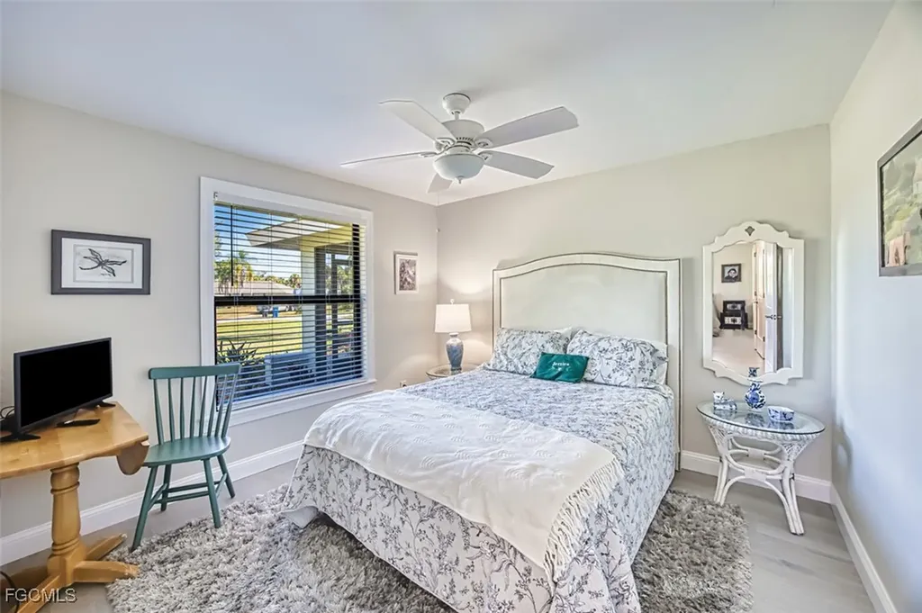 7275 Lake Drive Fort Myers FL 33908