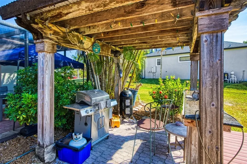 7275 Lake Drive Fort Myers FL 33908
