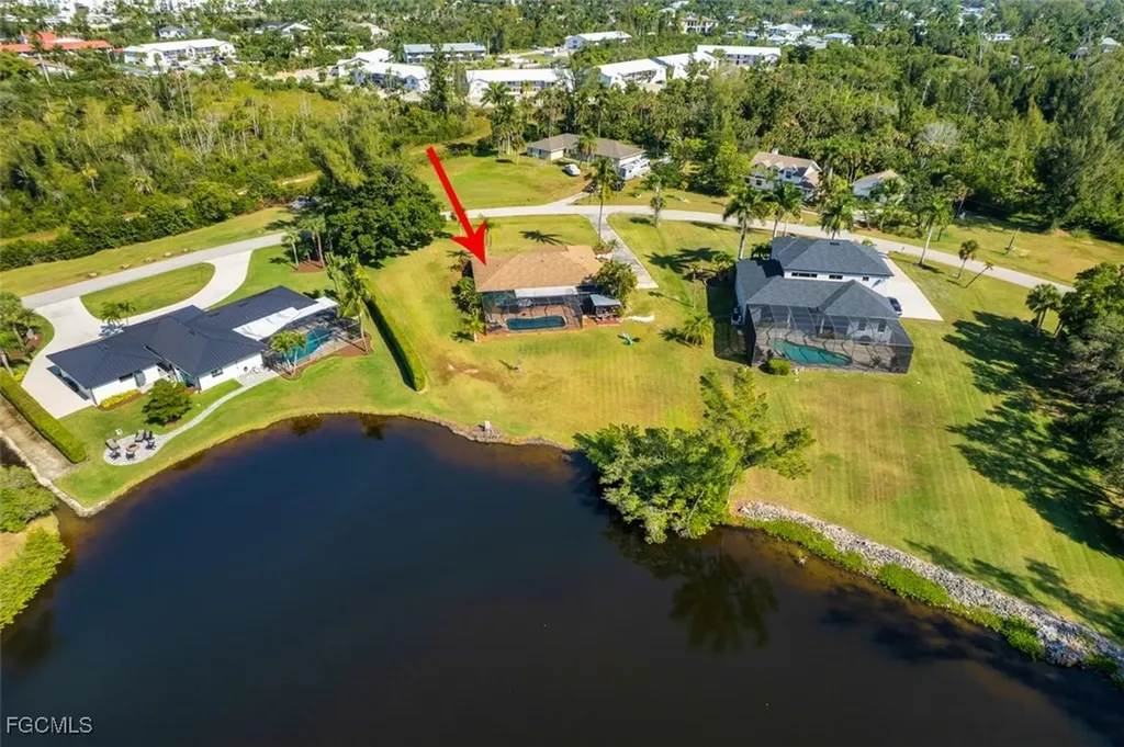 7275 Lake Drive Fort Myers FL 33908