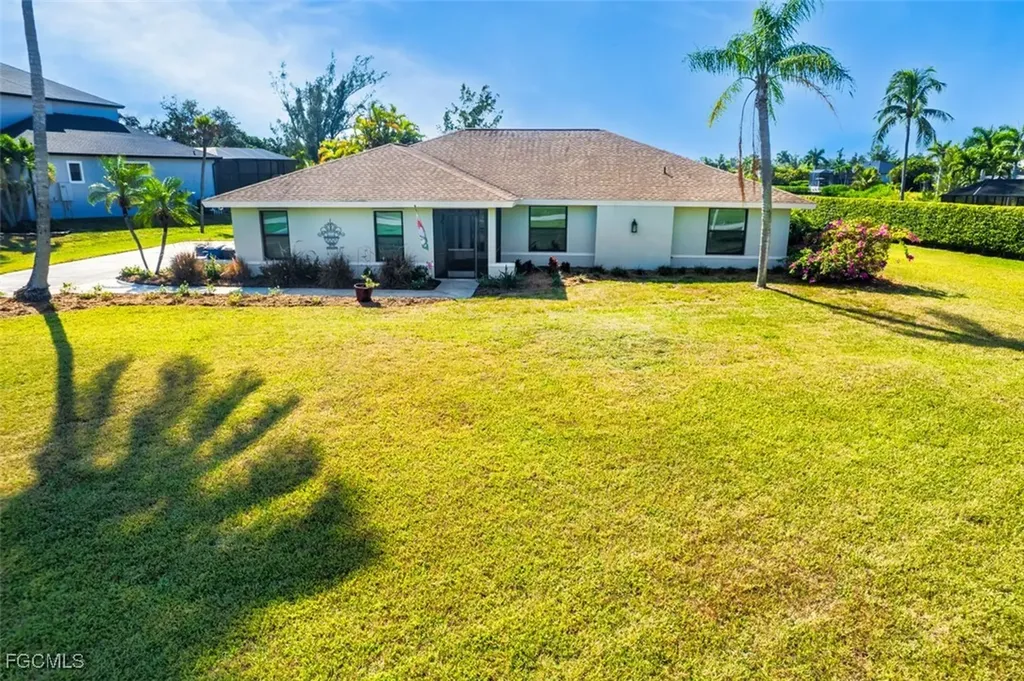 7275 Lake Drive Fort Myers FL 33908