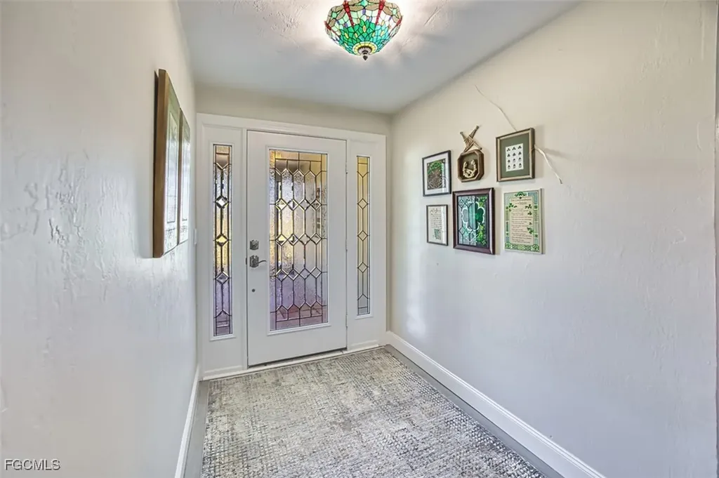 7275 Lake Drive Fort Myers FL 33908