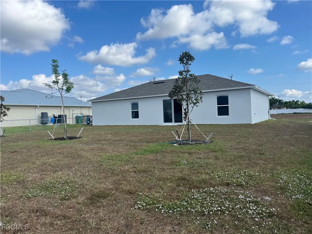 3218 NE 14th Place Cape Coral FL 33909