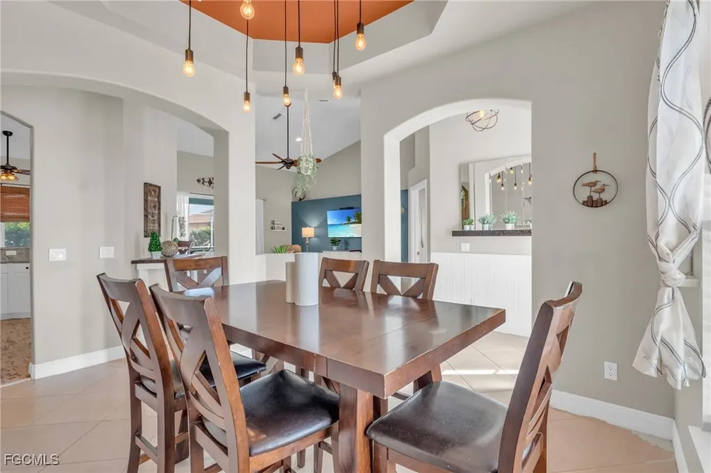 2705 SW 32nd Lane Cape Coral FL 33914