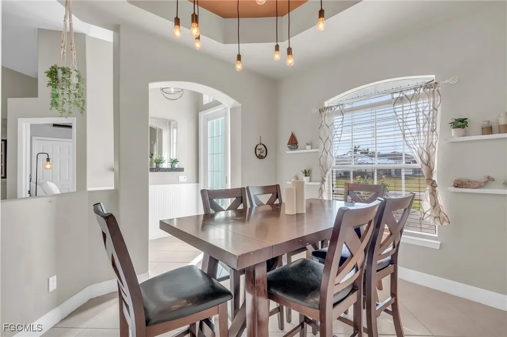 2705 SW 32nd Lane Cape Coral FL 33914
