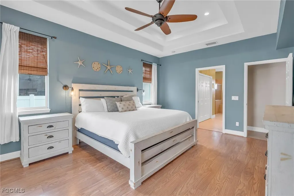 2705 SW 32nd Lane Cape Coral FL 33914