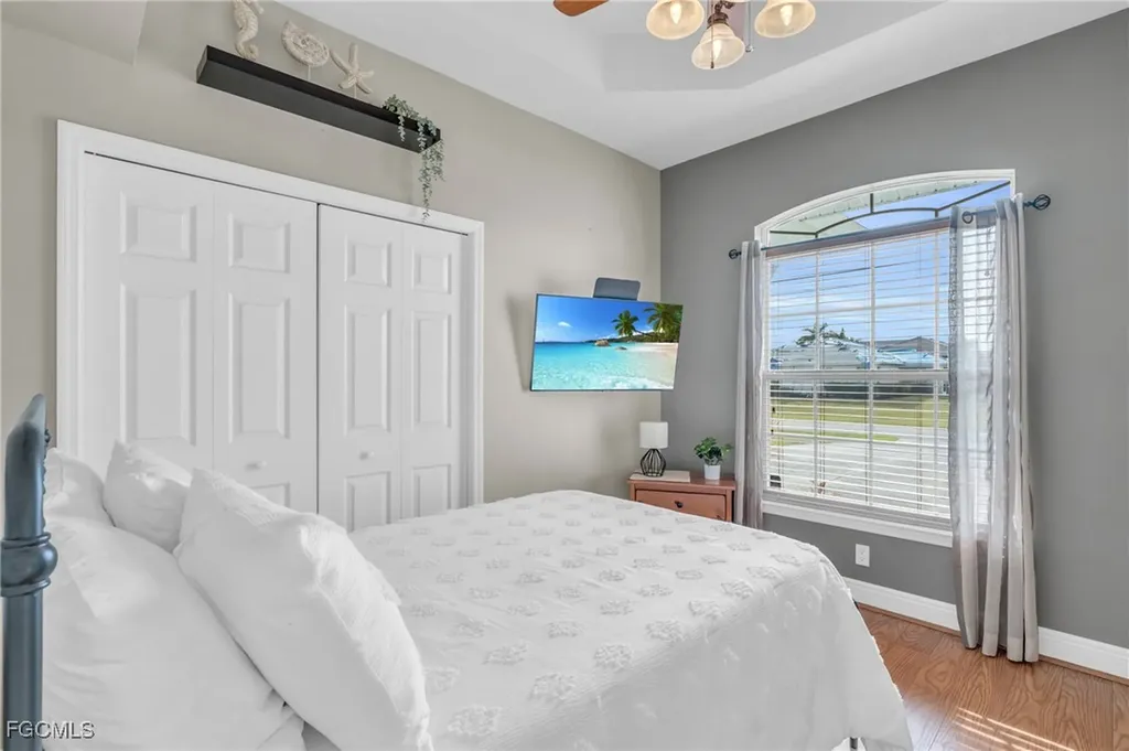 2705 SW 32nd Lane Cape Coral FL 33914