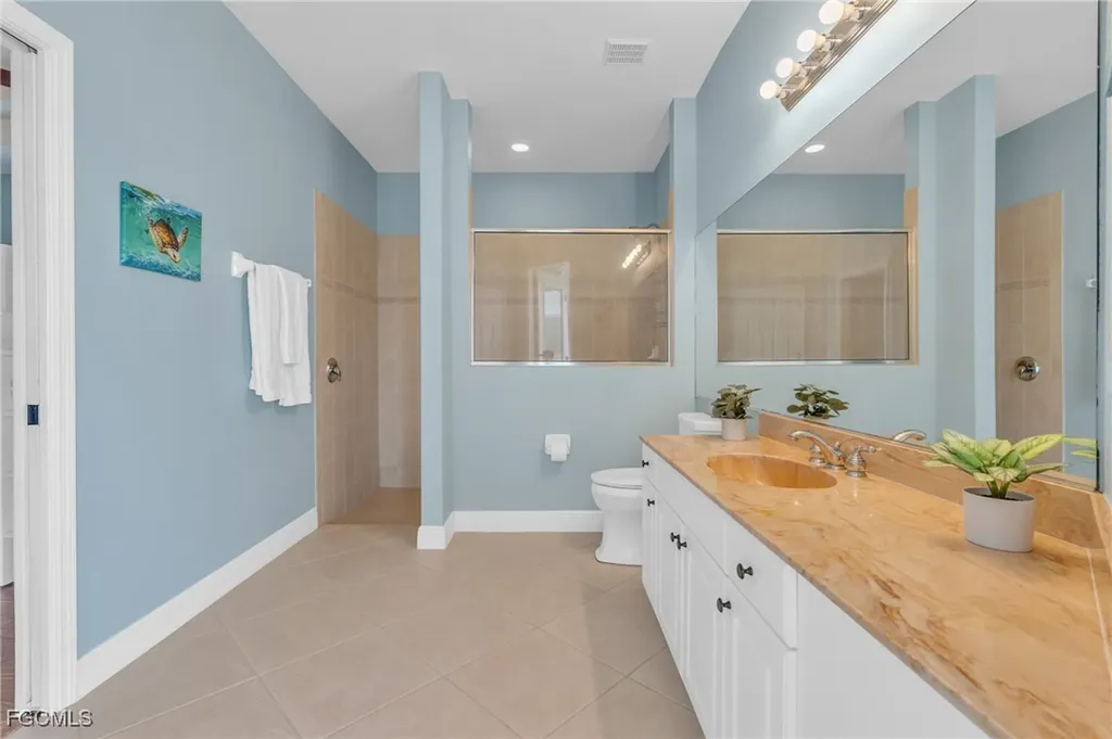2705 SW 32nd Lane Cape Coral FL 33914