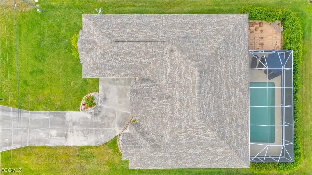 2705 SW 32nd Lane Cape Coral FL 33914