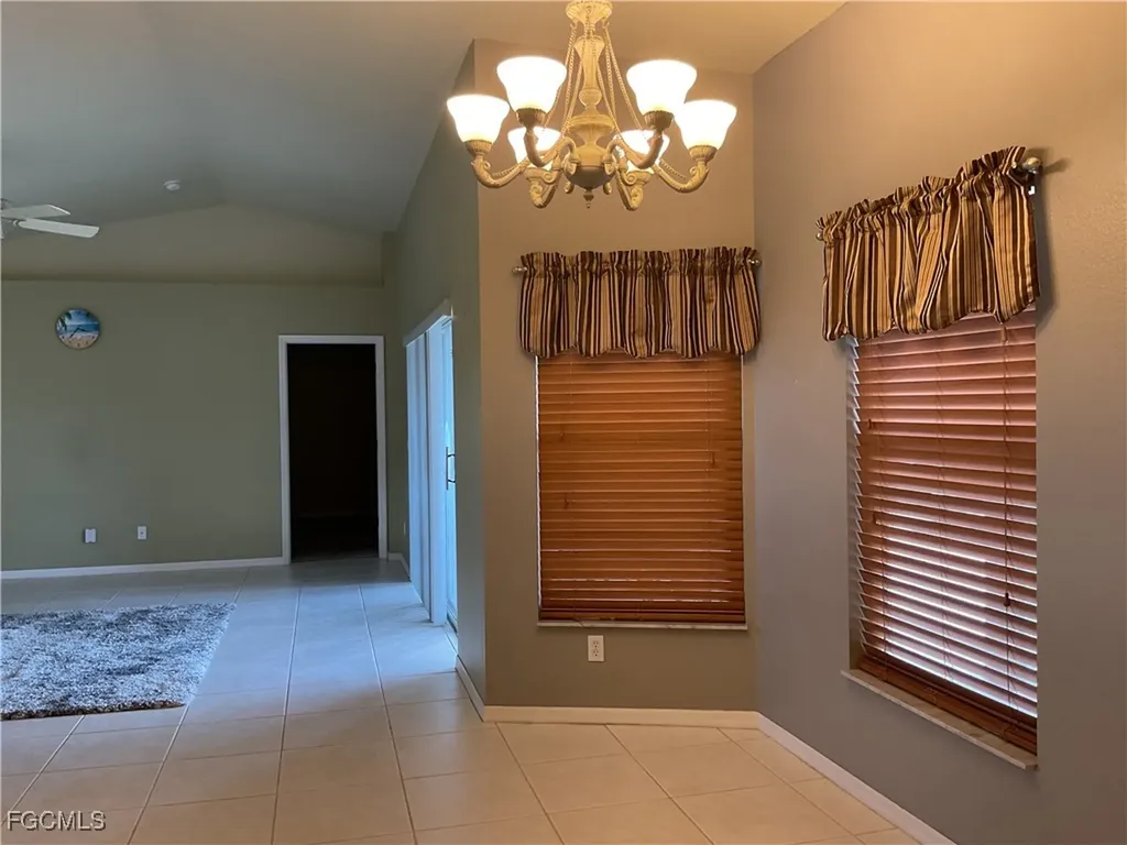 3920 SE 2nd Place Cape Coral FL 33904