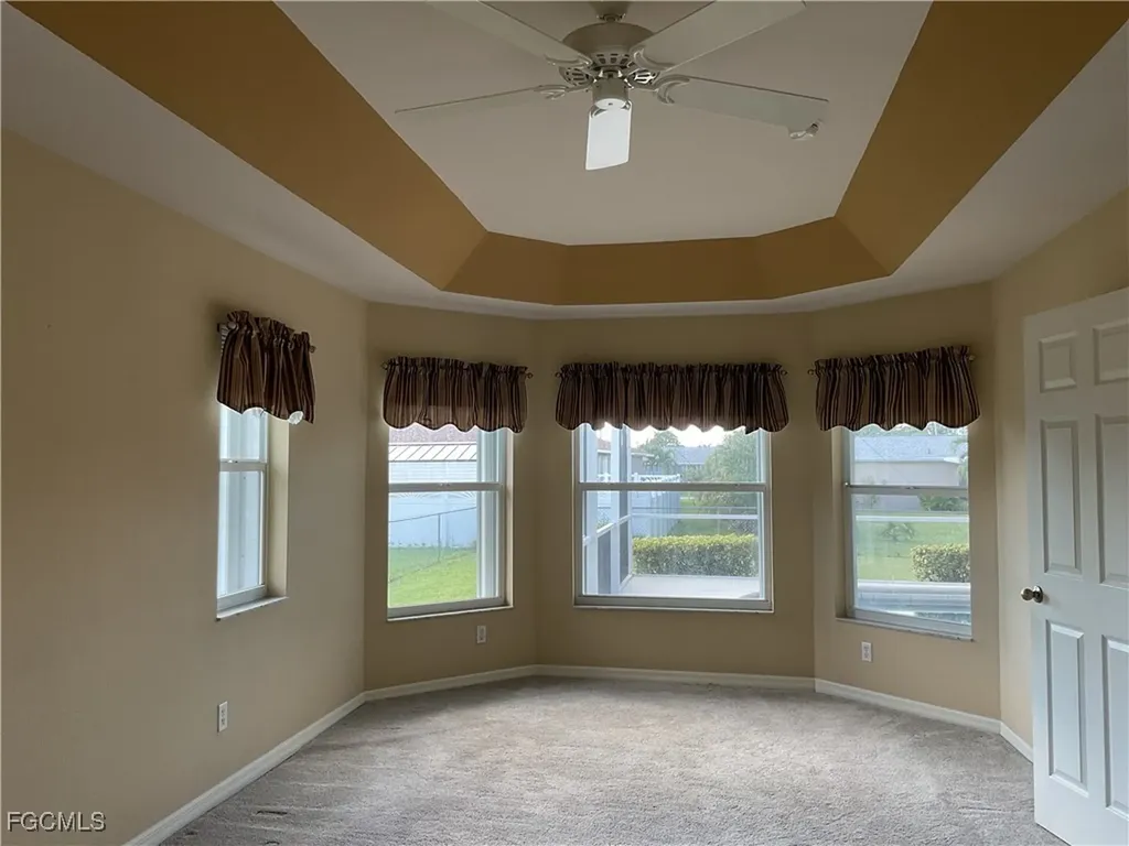 3920 SE 2nd Place Cape Coral FL 33904