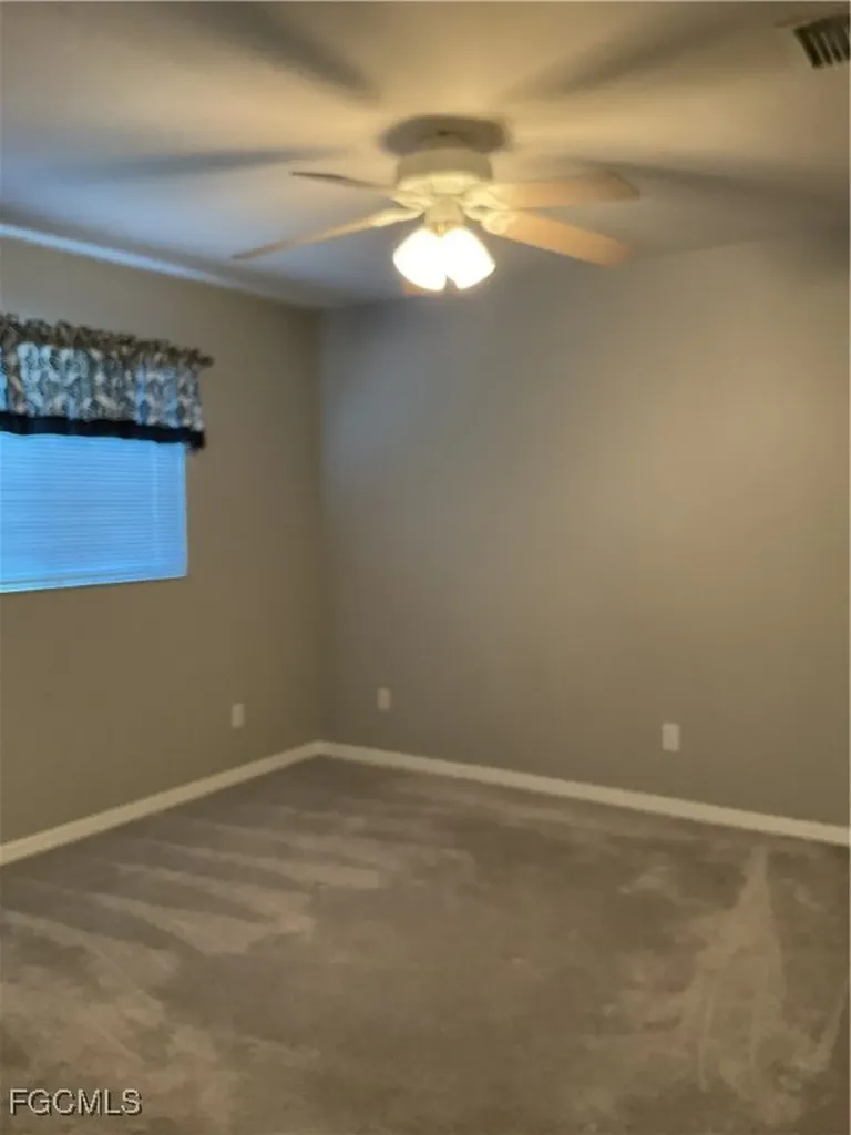 3920 SE 2nd Place Cape Coral FL 33904