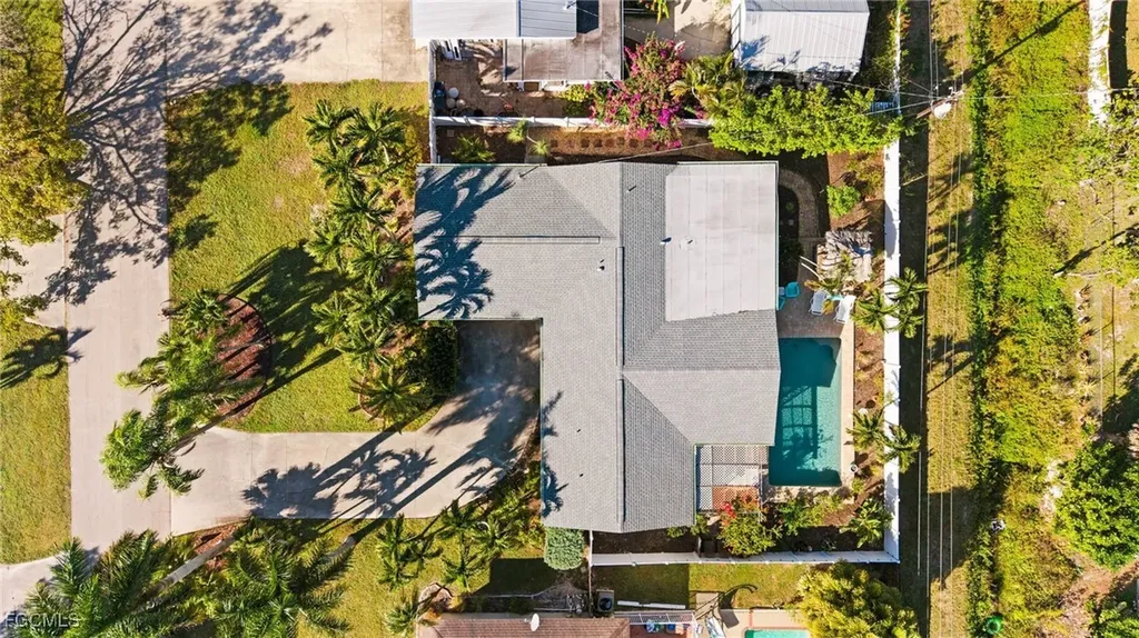 2451 Jasper Avenue Fort Myers FL 33907