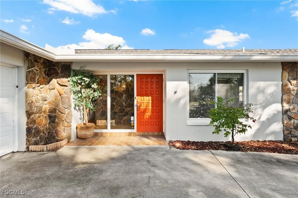 2451 Jasper Avenue Fort Myers FL 33907