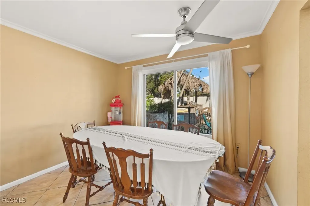 2451 Jasper Avenue Fort Myers FL 33907