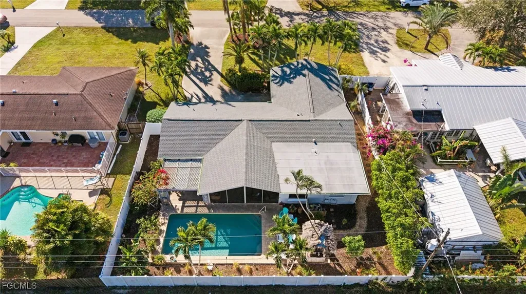 2451 Jasper Avenue Fort Myers FL 33907