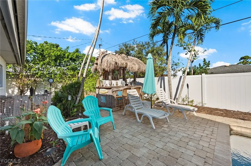 2451 Jasper Avenue Fort Myers FL 33907