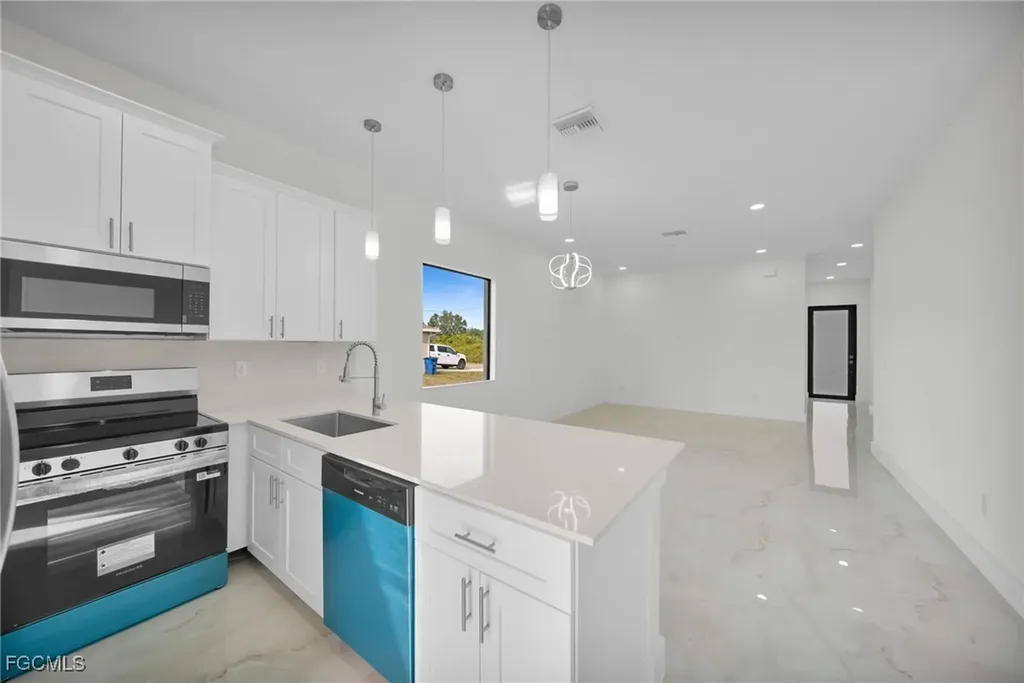 2607 57th Street W Lehigh Acres FL 33971