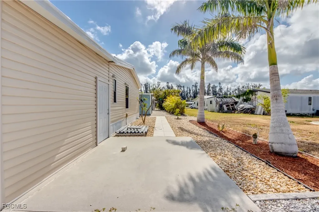 4939 Mullette Lane St. James City FL 33956