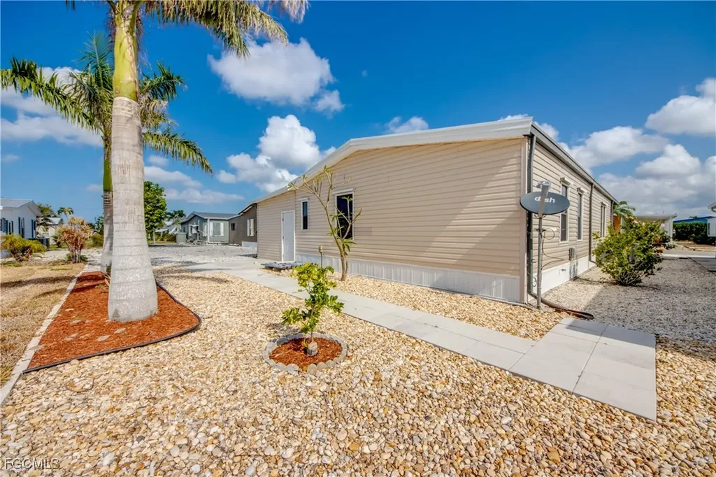 4939 Mullette Lane St. James City FL 33956