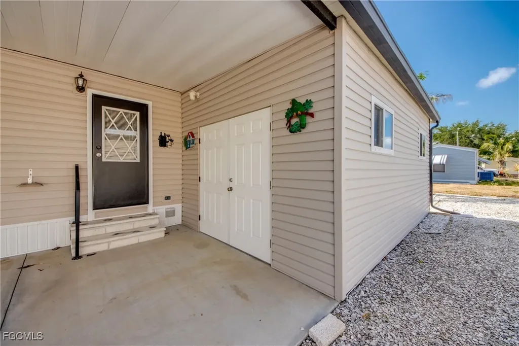 4939 Mullette Lane St. James City FL 33956