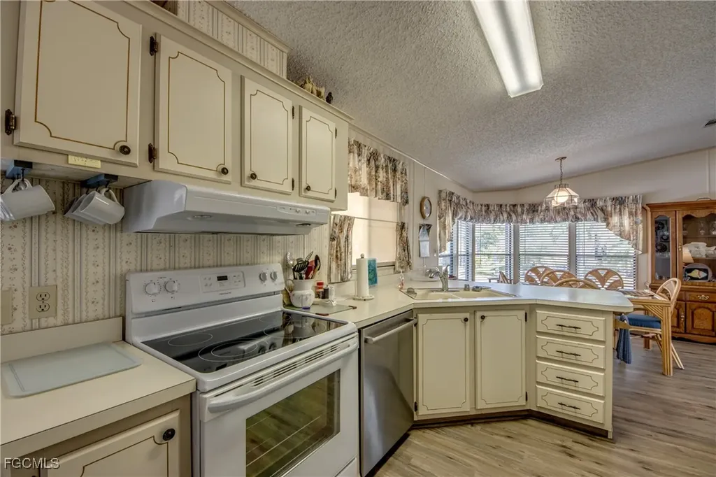 4939 Mullette Lane St. James City FL 33956