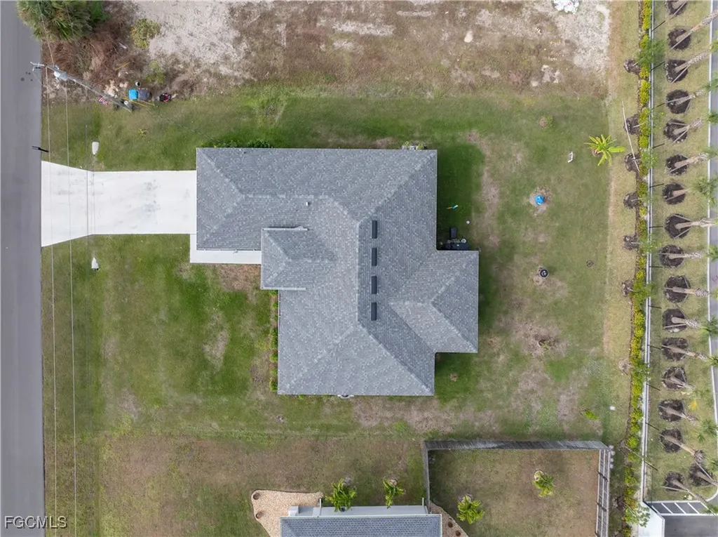 2021 NE 36th Terrace Cape Coral FL 33909