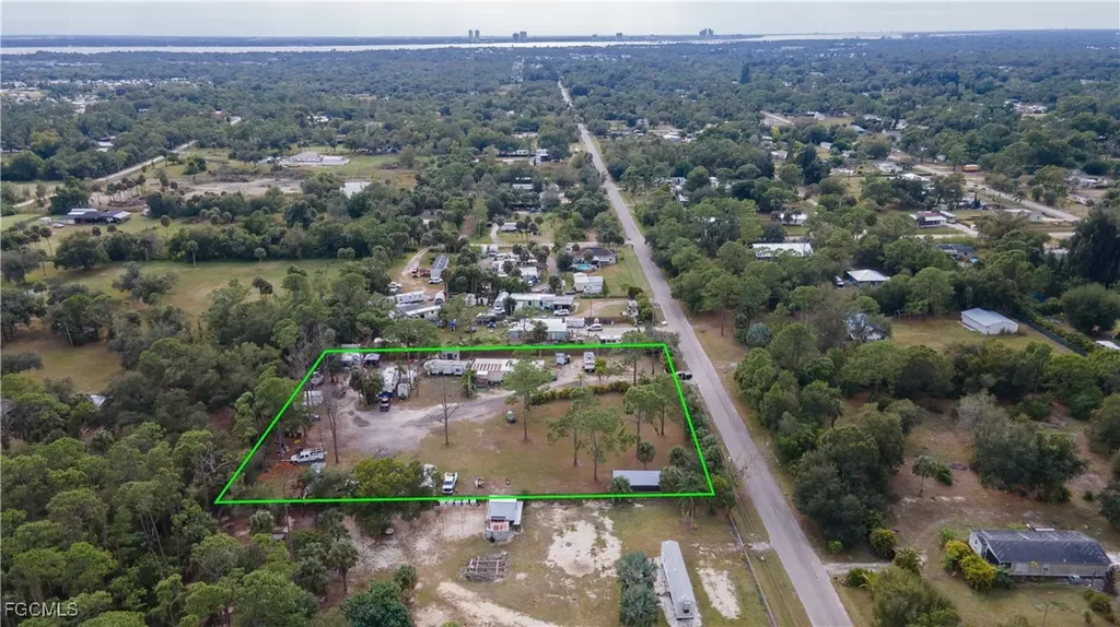 8219 Bartholomew Drive North Fort Myers FL 33917