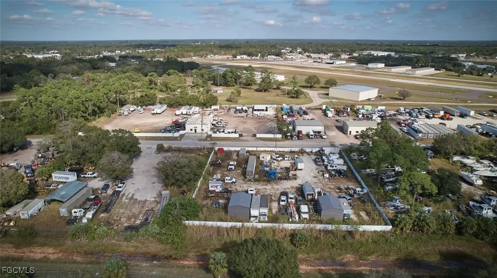 319 N Industrial Loop Labelle FL 33935