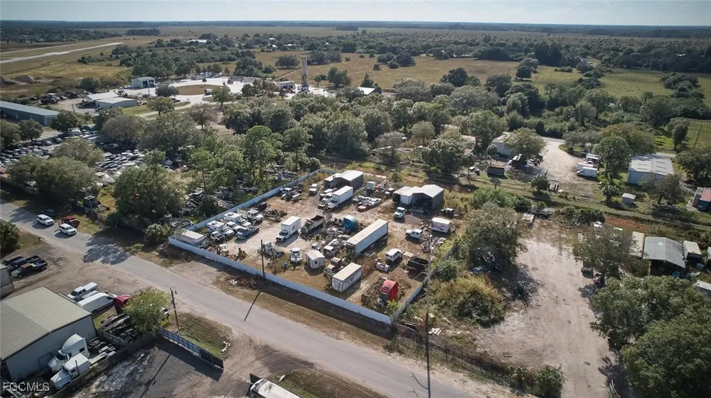 319 N Industrial Loop Labelle FL 33935