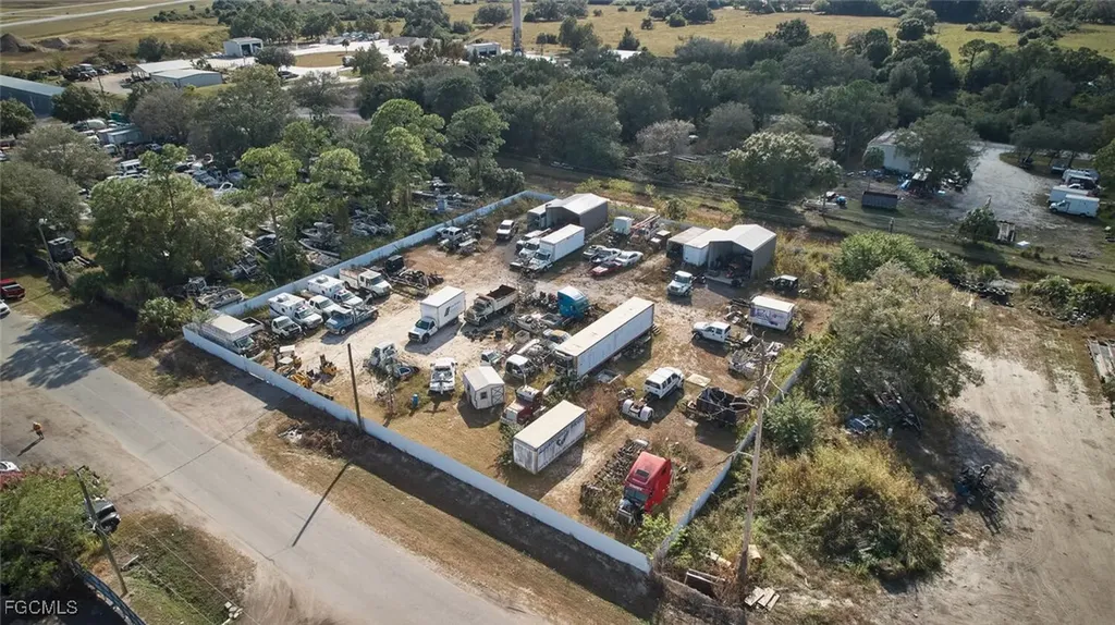 319 N Industrial Loop Labelle FL 33935