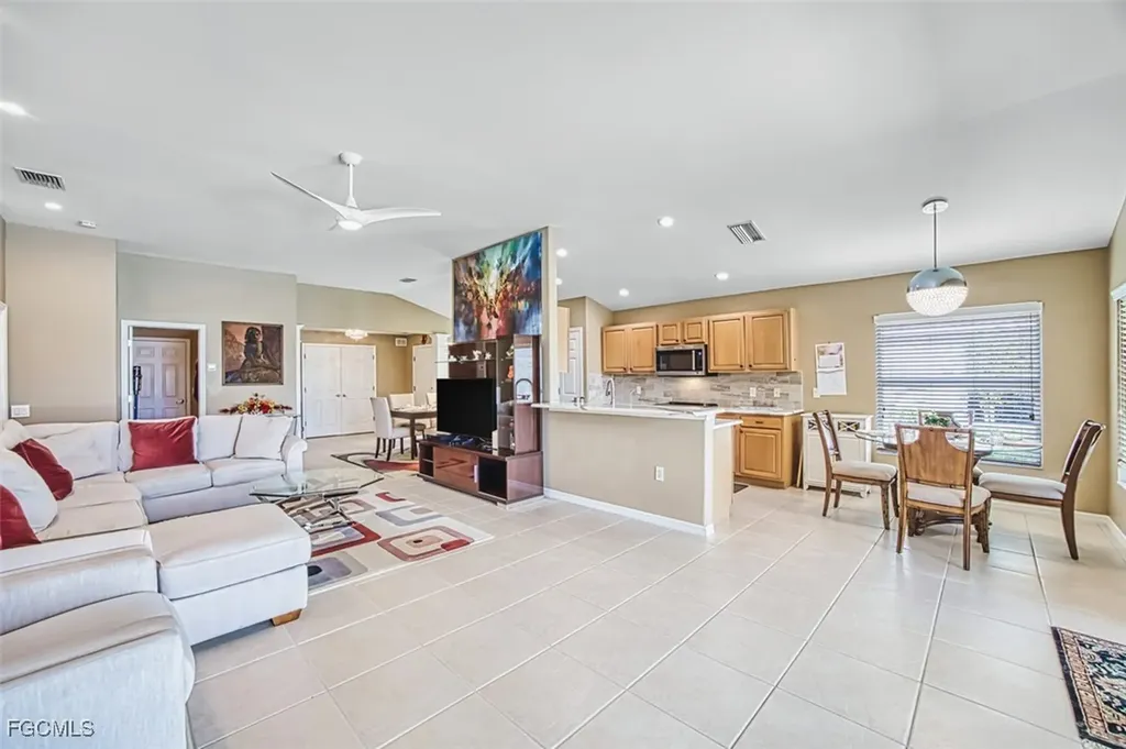 10017 Majestic Avenue Fort Myers FL 33913