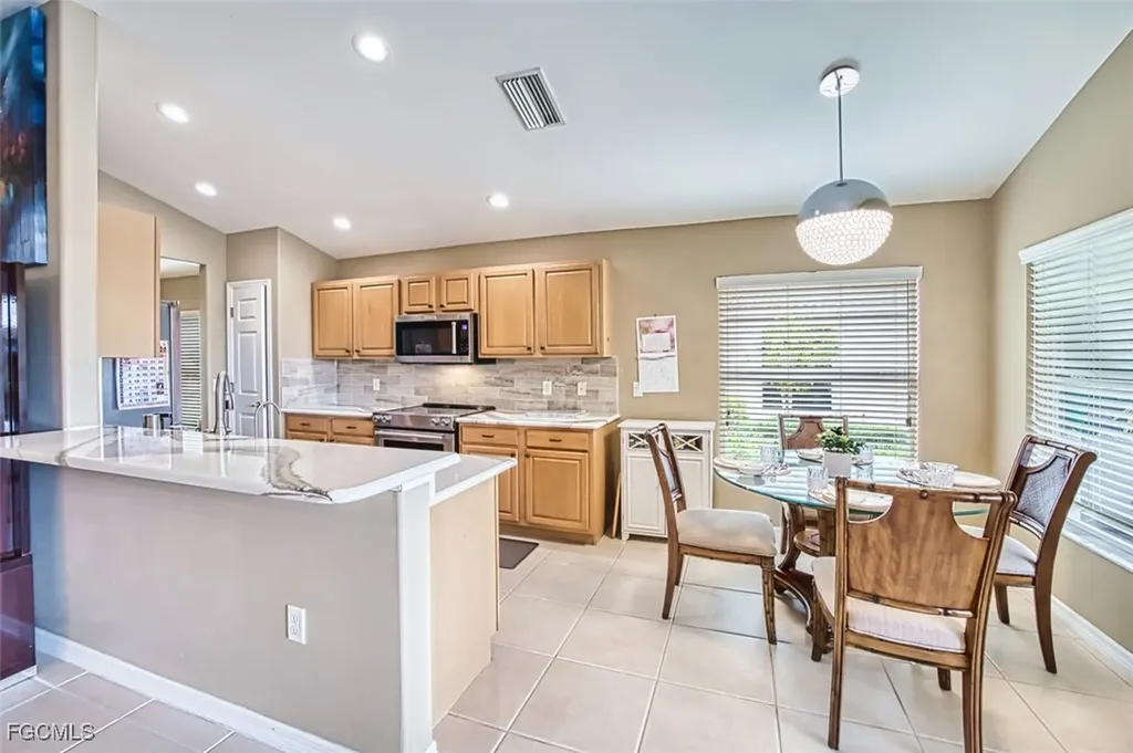 10017 Majestic Avenue Fort Myers FL 33913