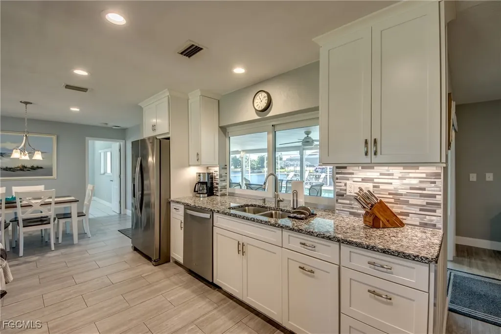 4532 SW 1st Place Cape Coral FL 33914